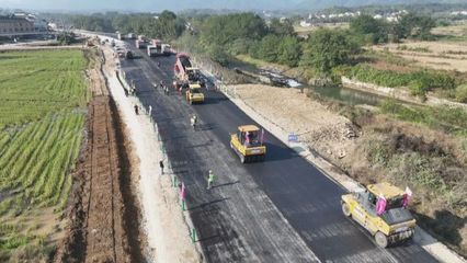 S358青陽至紅石公路改建工程全線推進(jìn)，路面施工與附屬工程分包同步啟動(dòng)